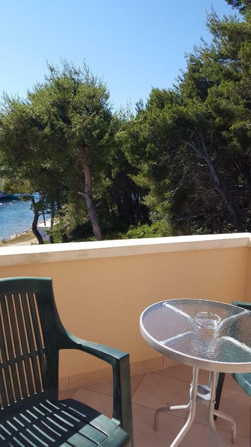 Pansion Kaleb Bed and Breakfast Brbinj Esterno foto